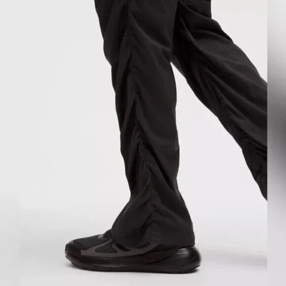 Lululemon Dance Studio Slim-Fit High-Rise Flared Pant Black Size Large NWT - Picture 6 of 13